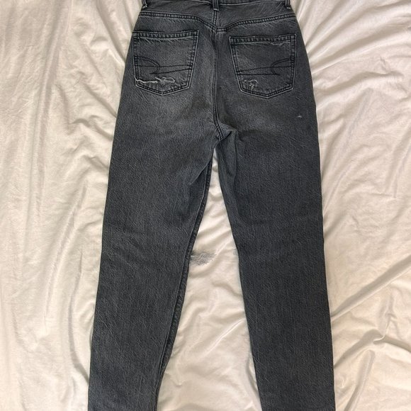 American Eagle AG Ripped Mom Jeans High Waisted 00 Short - Picture 3 of 4